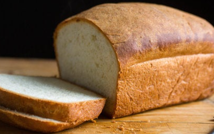 Regular Consumption of White Bread Linked to Inflammatory Bladder Disease